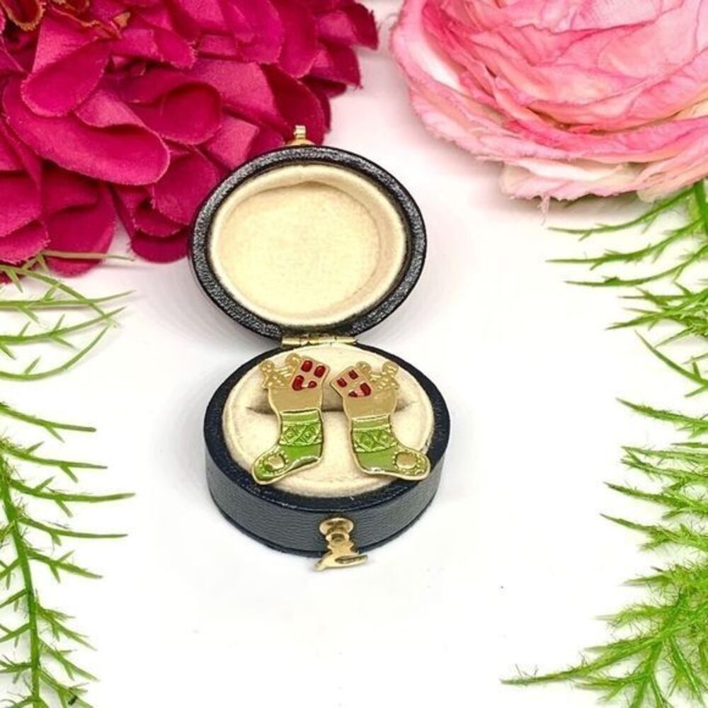 VINTAGE⚜️Stockings AVON Stud Enameled Earrings